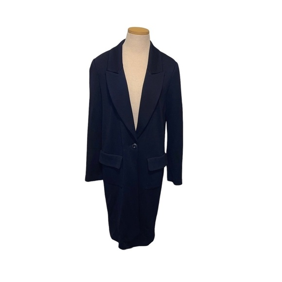 St. John Woman Long Blazer Size 8